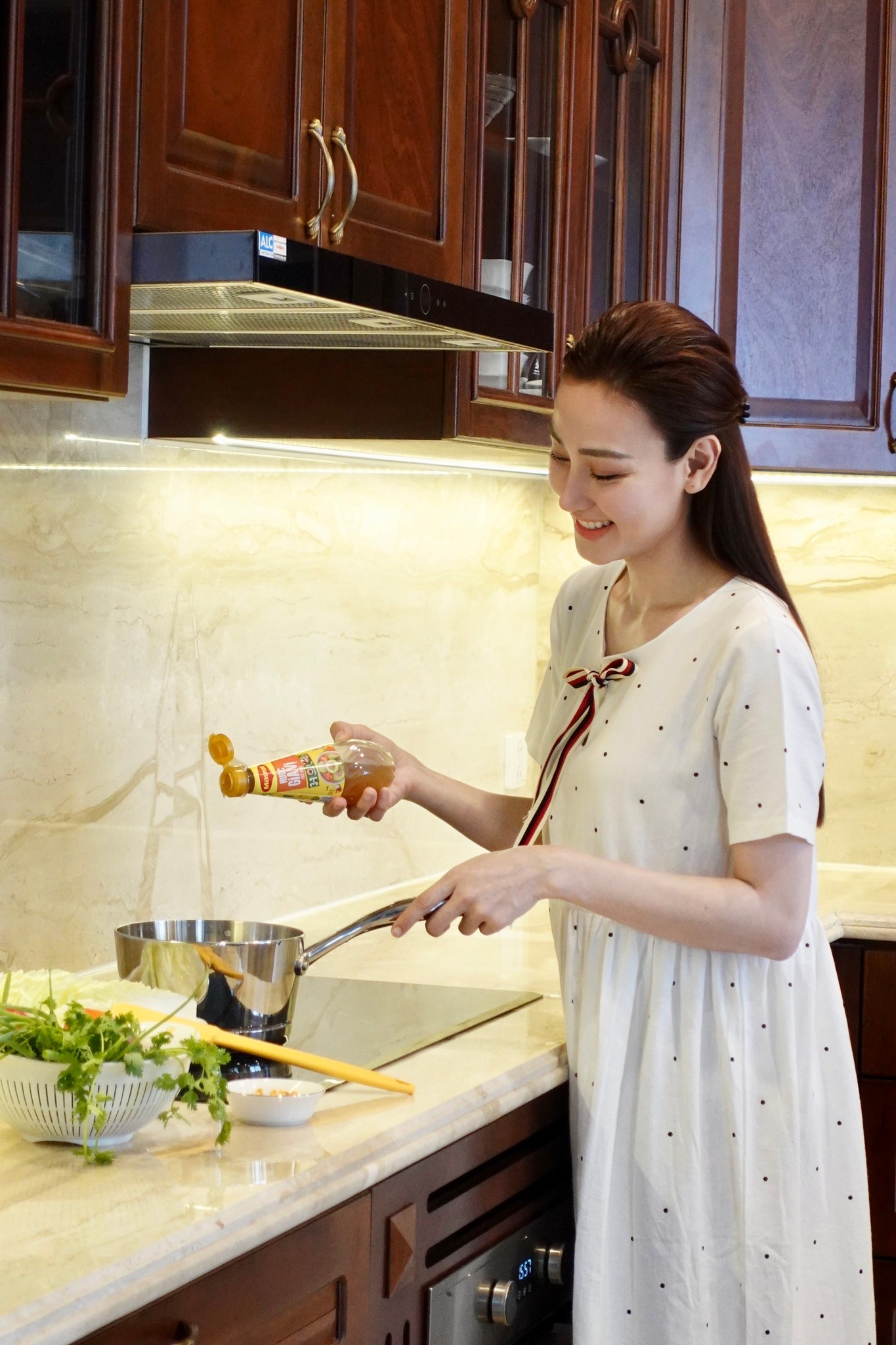 Tải ảnh bikini <a href=