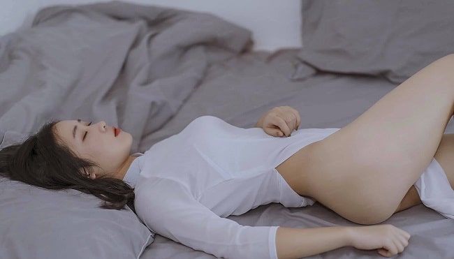 Bộ sưu tập các cô nàng áo dài mỏng của Chi An xinh xắn như thiên thần.