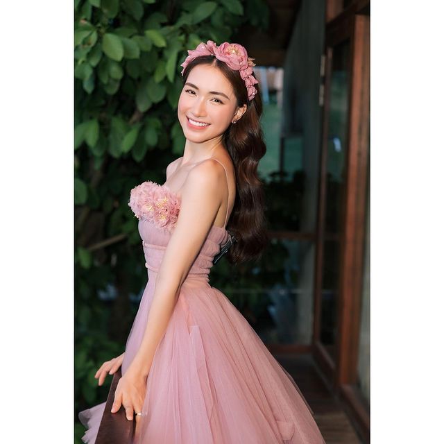 Hình nền Hoà Minzy <a href=