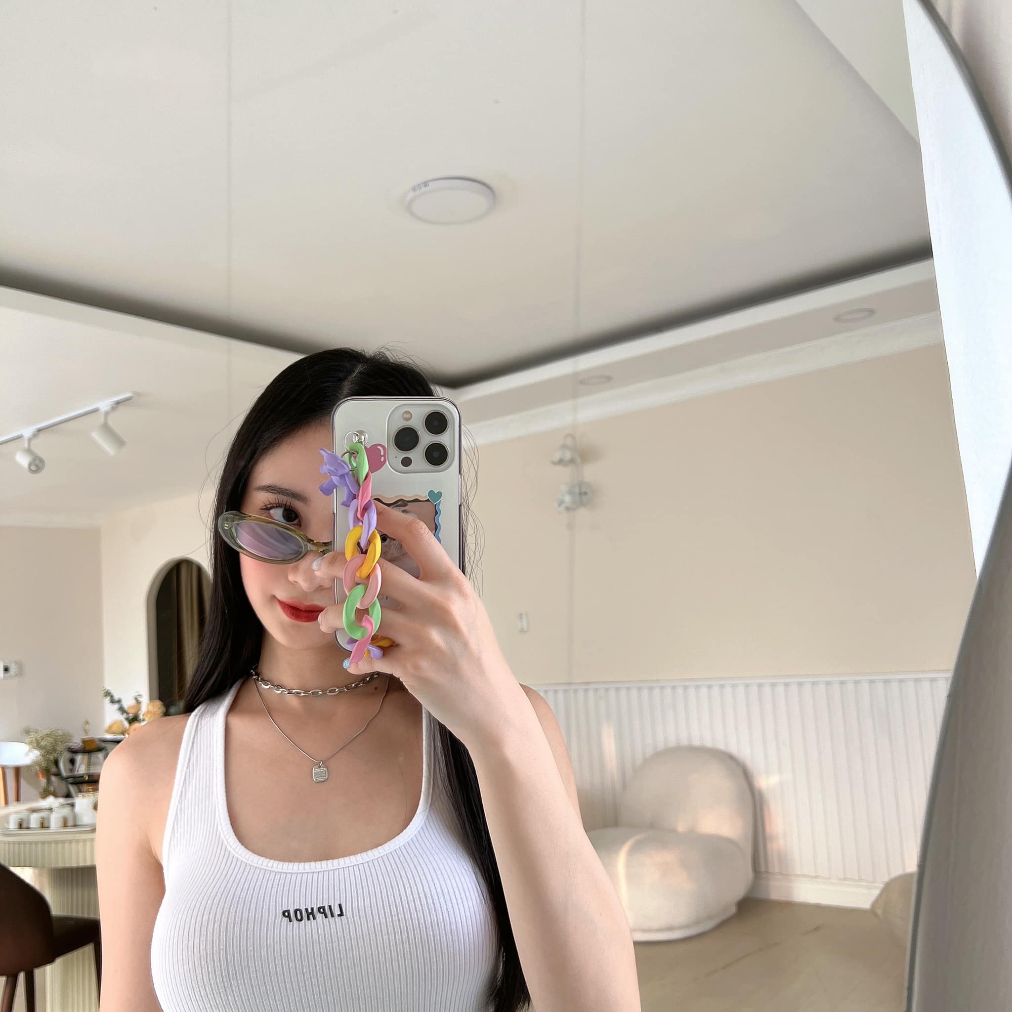 Tải ảnh hot girl Jun Woo <a href=