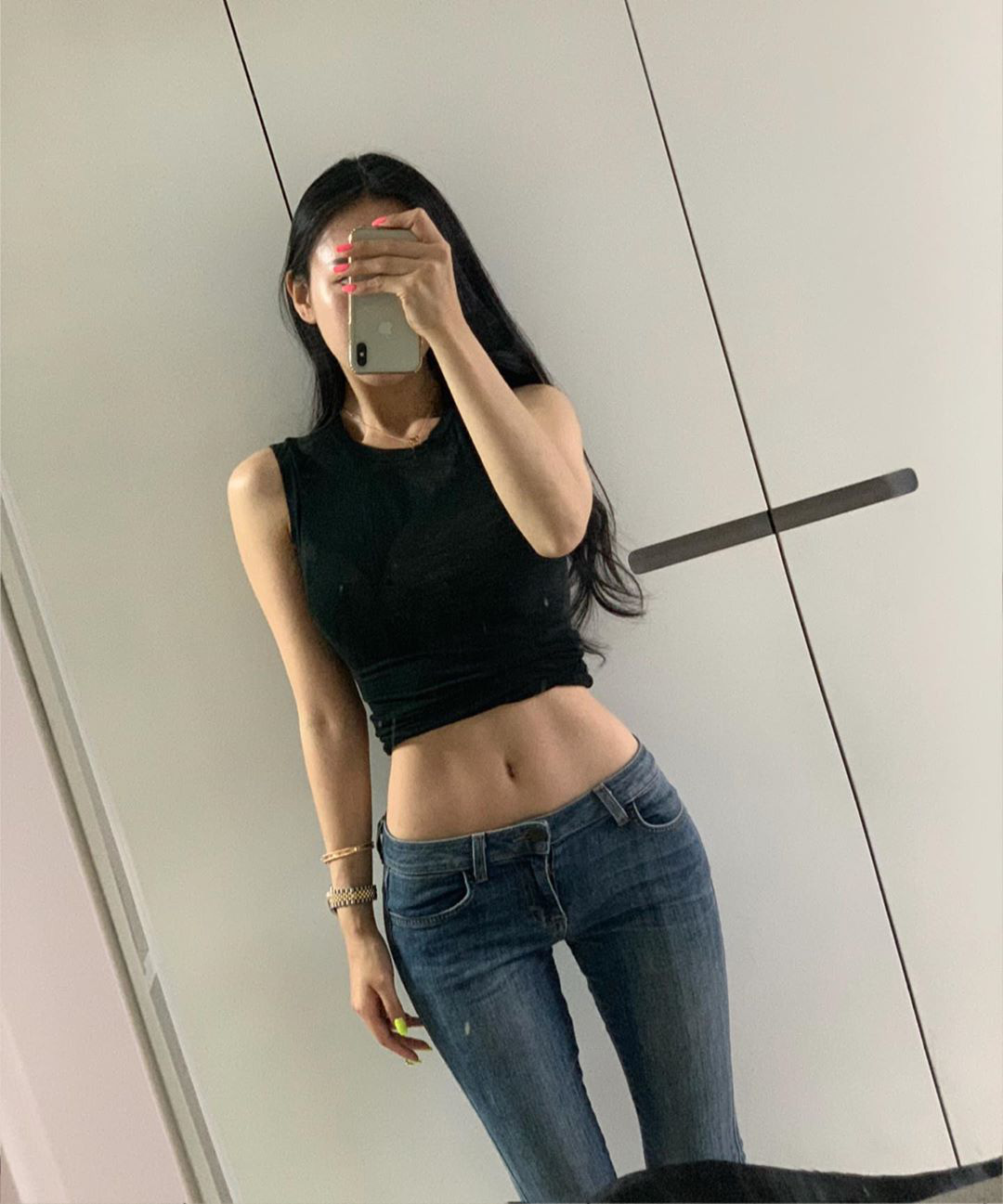 Bụng, eo thon, khuôn mặt xinh đẹp By <a href=