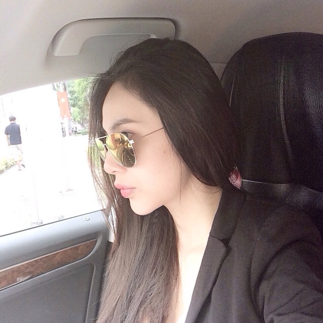 Tải ảnh Thủy Tiên mặc bikini, xinh như thiên thần