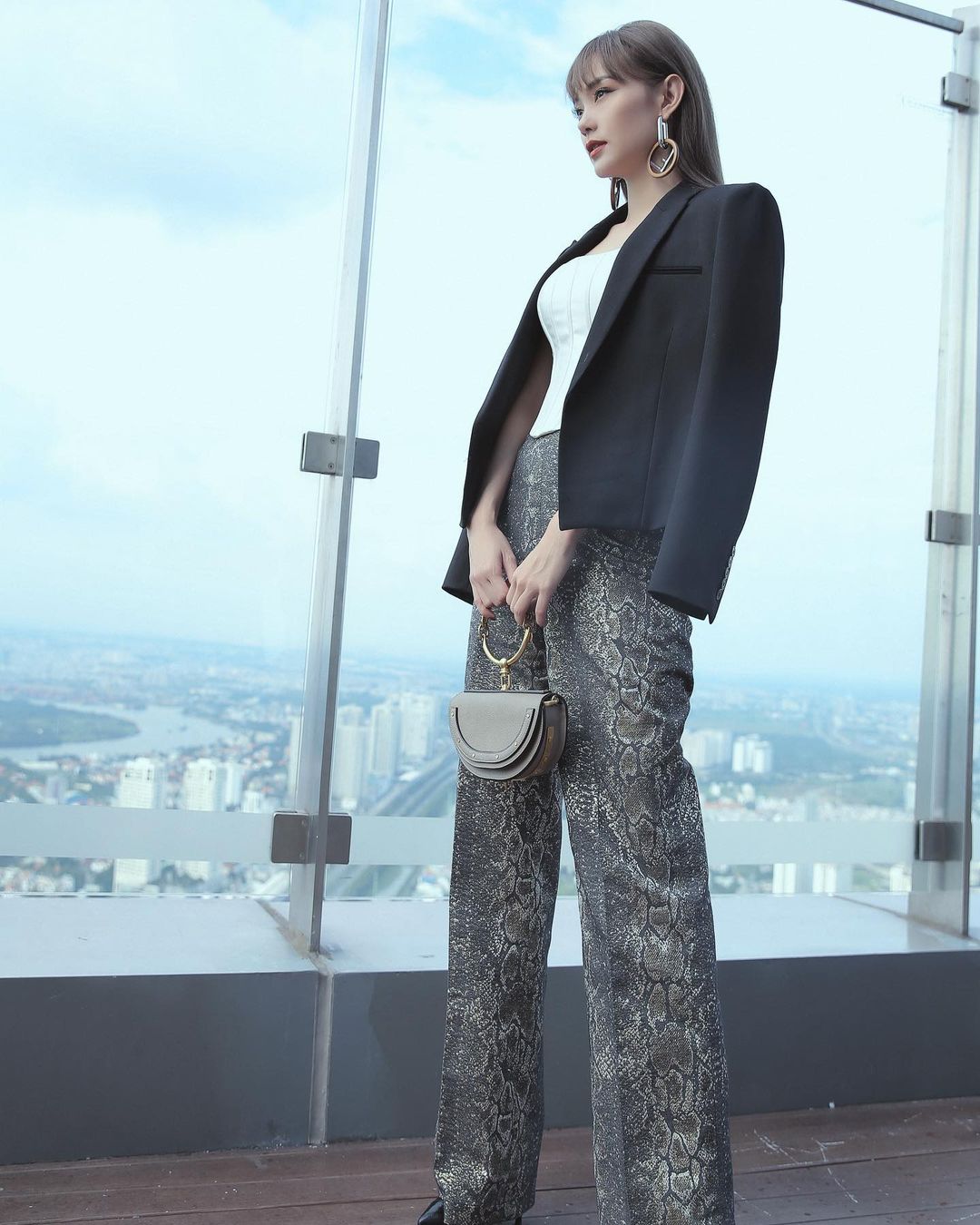 Tuyển tập những bức ảnh gợi cảm nhất của Min Han trong trang phục bikini <a href=