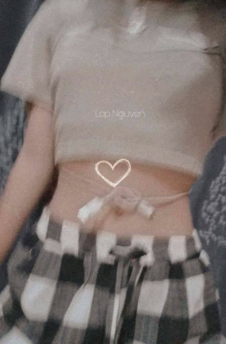 Khoe eo hình ảnh eo thon đẹp cute đáng yêu