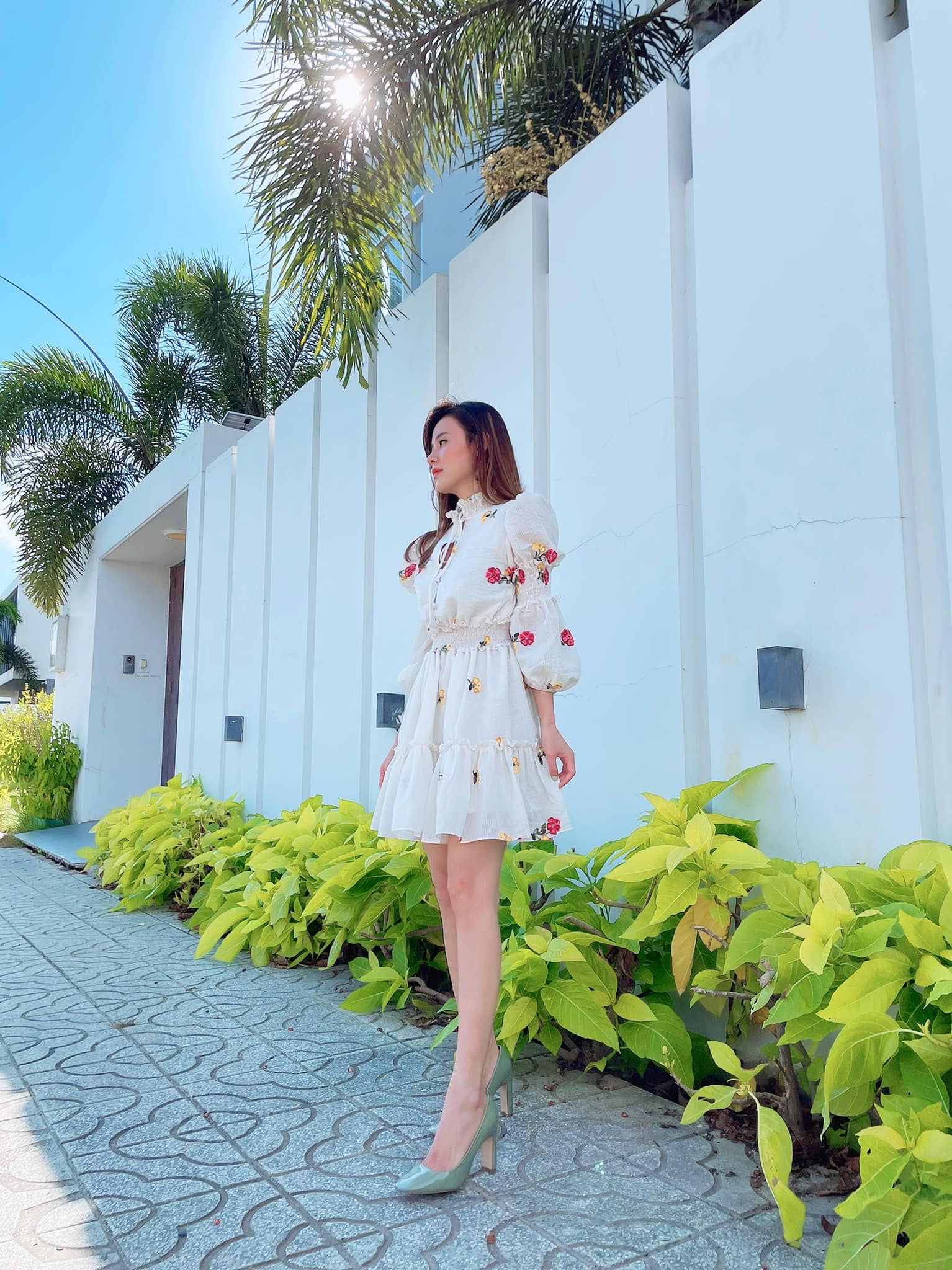 Midu khoe thân hình quyến rũ trong trang phục bikini <a href=