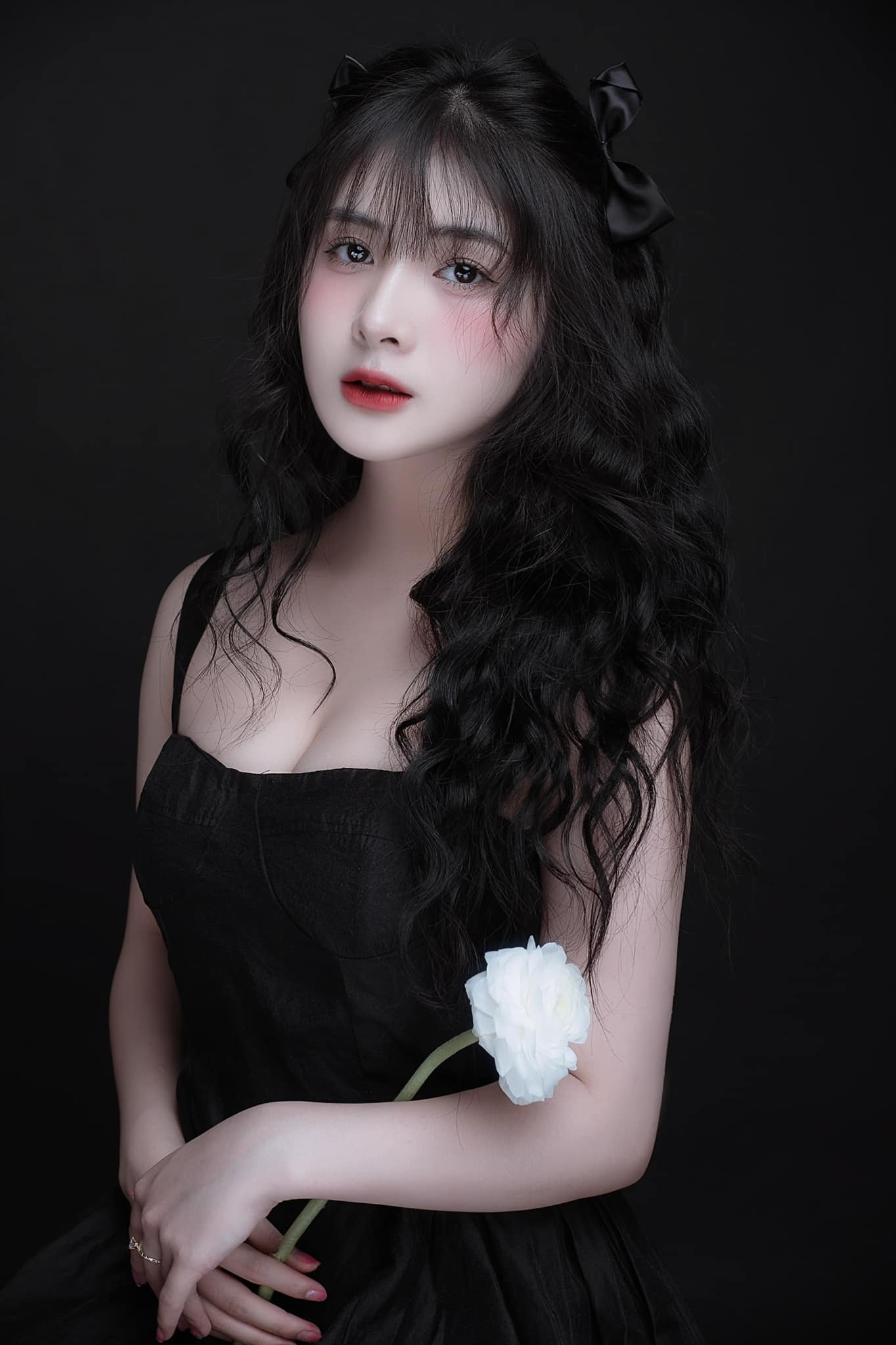 Tổng hợp Nữ hoàng Ali diện áo dài <a href=