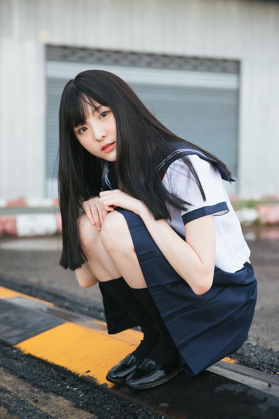 Hình ảnh nữ sinh dễ thương với khuôn mặt xinh đẹp By <a href=